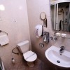 Hotel Sirak - bathroom